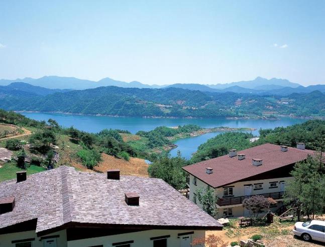 클럽이에스 제천리조트 이미지 1