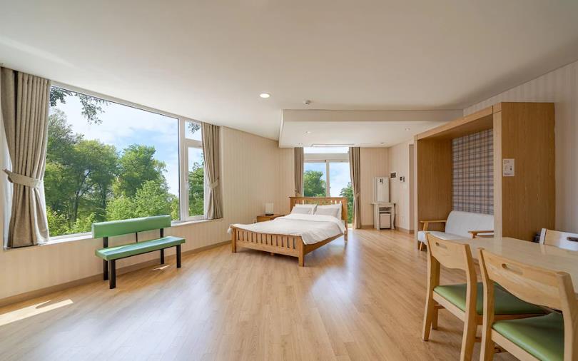 가평 코이펜션 이미지 2