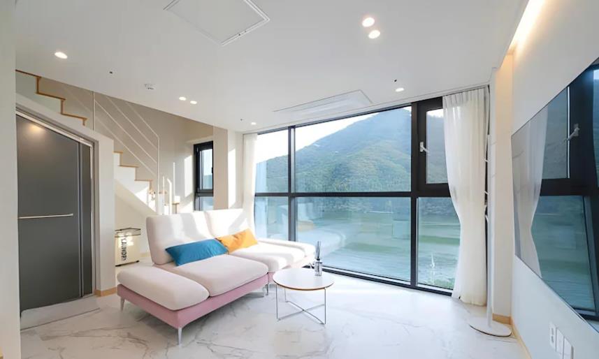 가평 빌라코지풀빌라 이미지 2