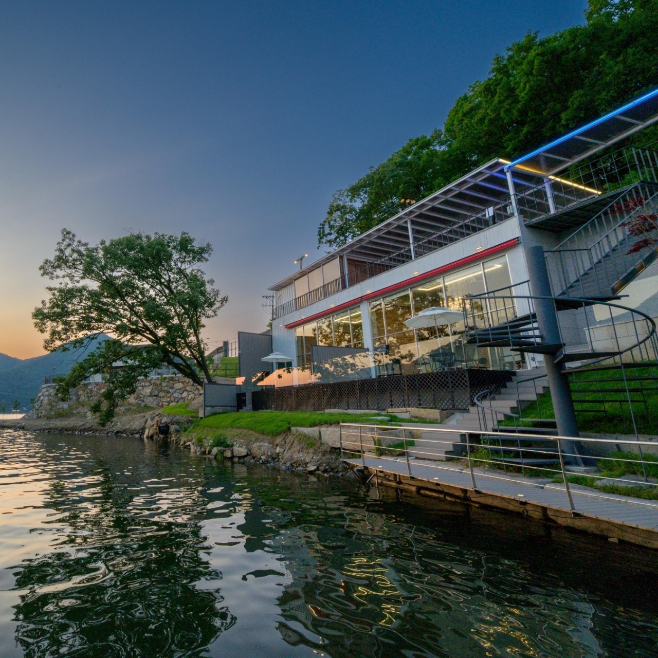 카페더웨이브 이미지 2