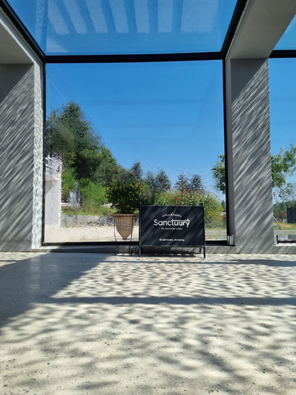 생츄어리 이미지 3