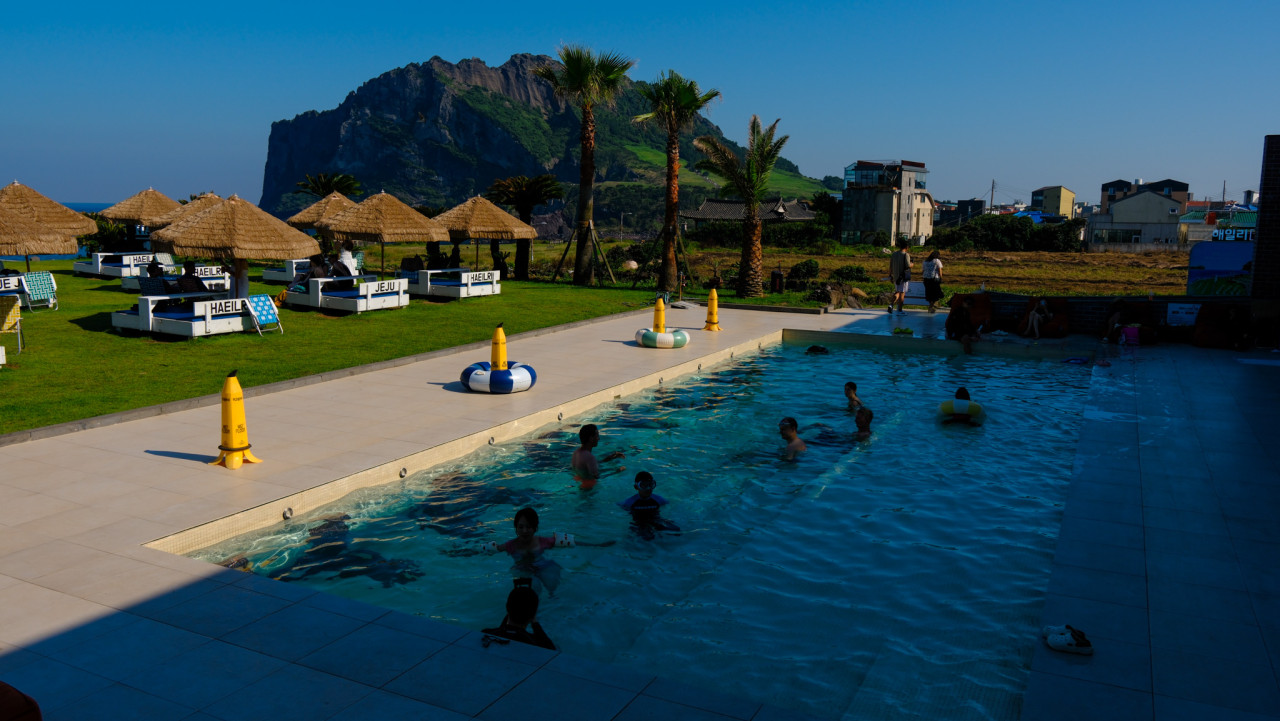 해일리 카페 이미지 3