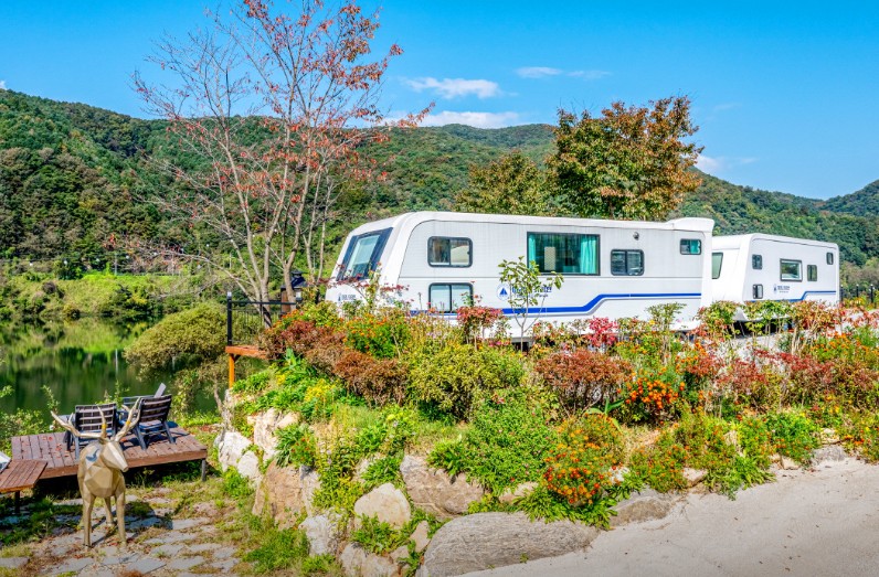 춘천 남이섬 마리나 카라반 이미지 3