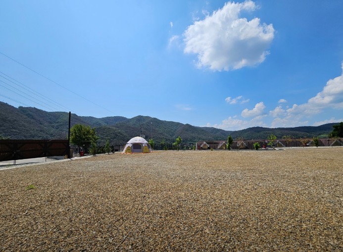 골드문 오토캠핑장 이미지 2