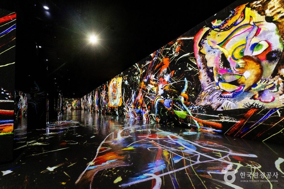 제주 빛의 벙커 이미지 1