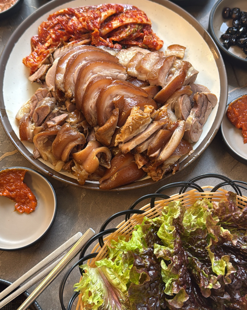 가마솥족발 이미지 1