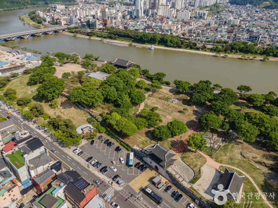 진주성 이미지 9