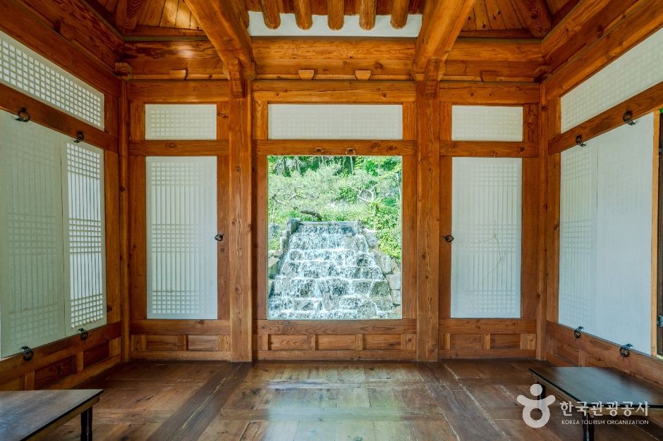 청운문학도서관 이미지 4