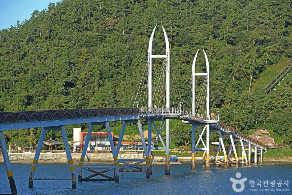 가우도 출렁다리 이미지 2