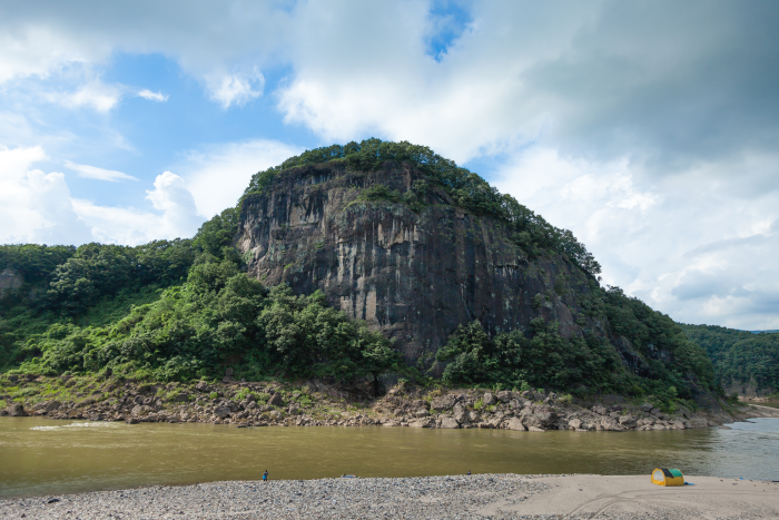 좌상바위 (한탄강 유네스코 세계지질공원) 이미지 2