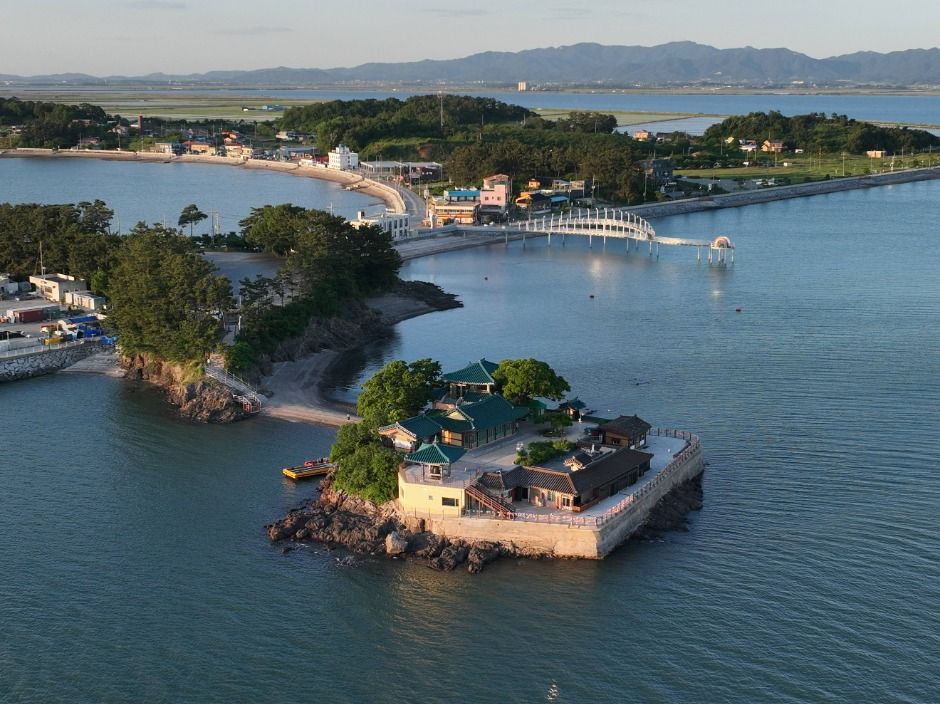 서산 간월암 이미지 1