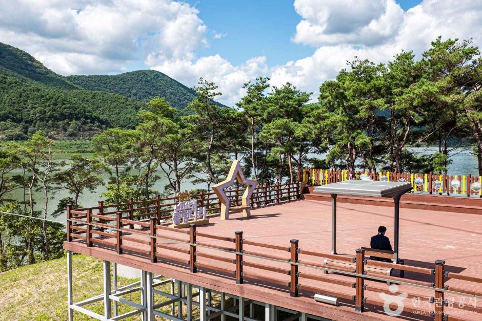 보현산댐 출렁다리 이미지 3